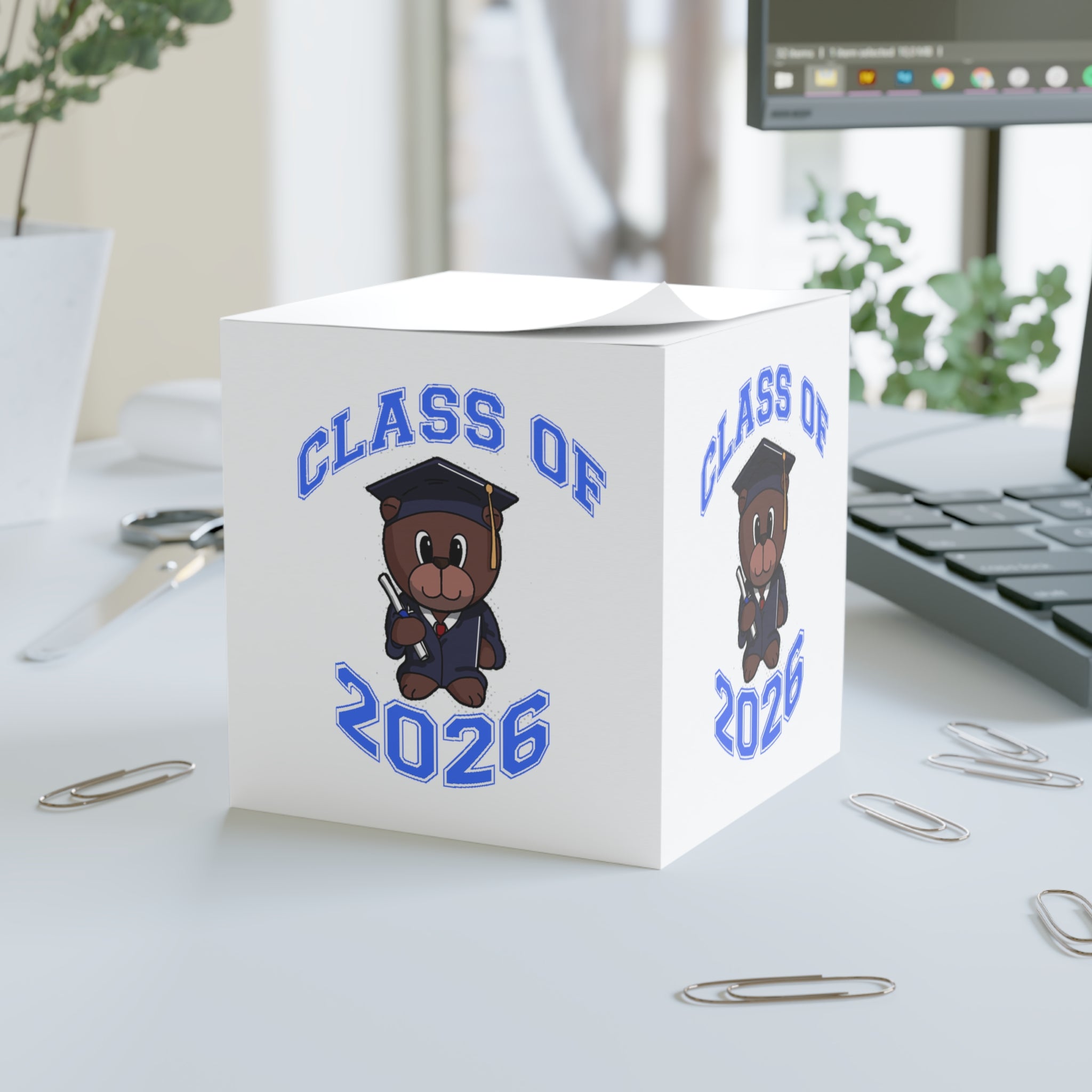 Class of 2026 Graduation Note Cube — Cute Teddy Grad Memo Block