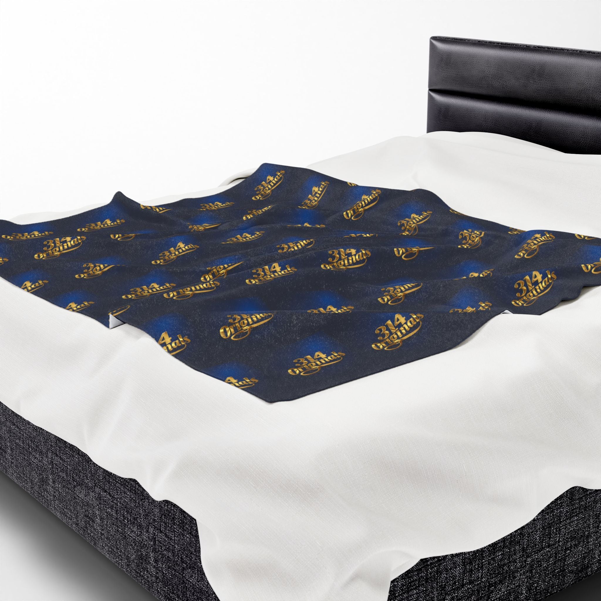 "314 Originals" Velveteen Plush Blanket – Navy Gold Repeating Logo Throw