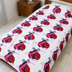 Ladybug Pattern Velveteen Plush Blanket — Cute Red Ladybug Throw for Kids & Nursery - 314 Originals